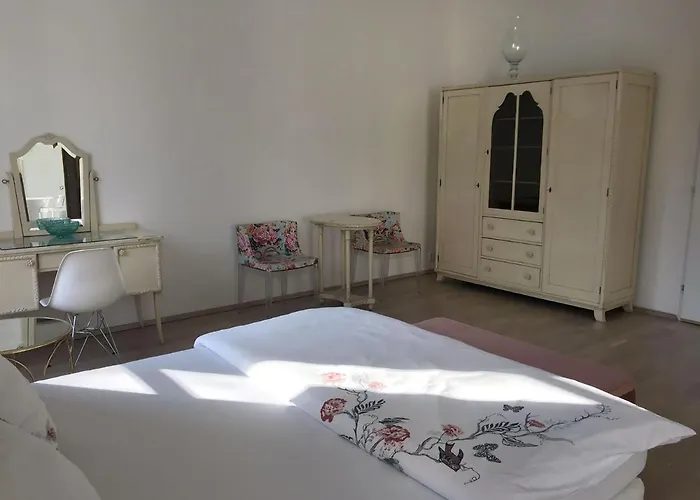 Design In Park Pensionat 3*