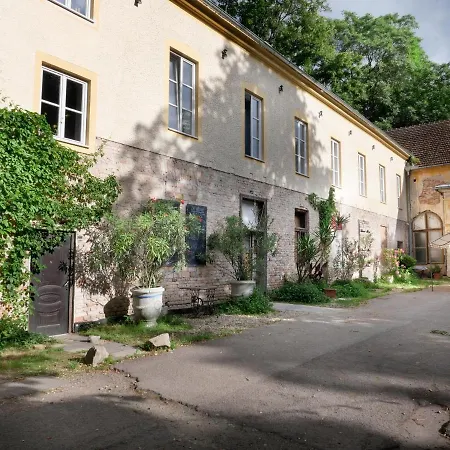 Guest house Design In Park