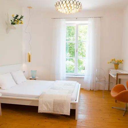 Guest house Design In Park *